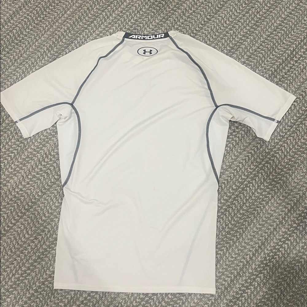 Under Armour White Heat Gear Compression tee sz Large - Picture 4 of 4